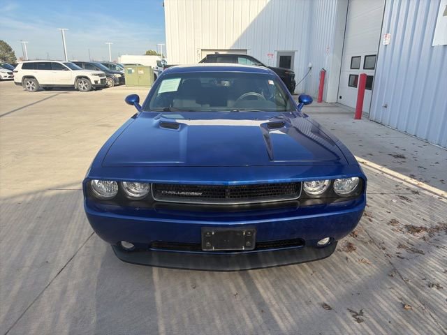 Used 2012 Dodge Challenger SXT image 17