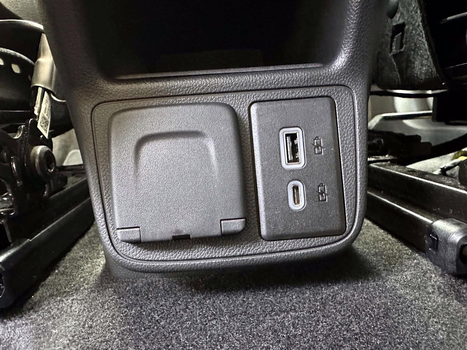 Used 2023 Chevrolet TrailBlazer RS w/ Convenience Package AWD/4WD image 14