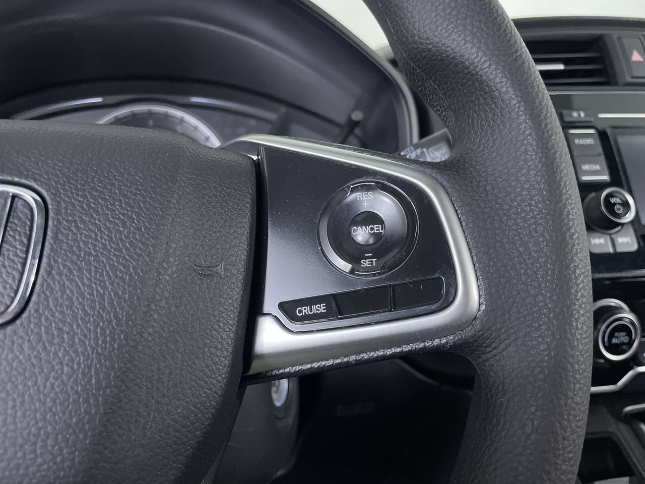 Used 2019 Honda CR-V LX image 25
