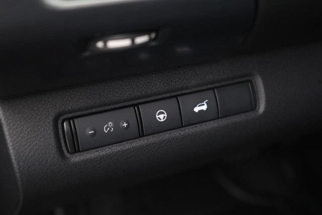 Certified 2025 Nissan Pathfinder SL w/ SL Premium Package FWD image 12