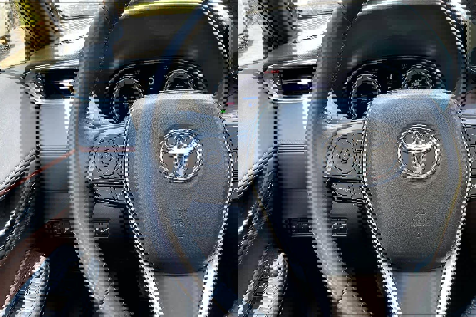 Certified 2024 Toyota Venza Limited AWD/4WD image 24