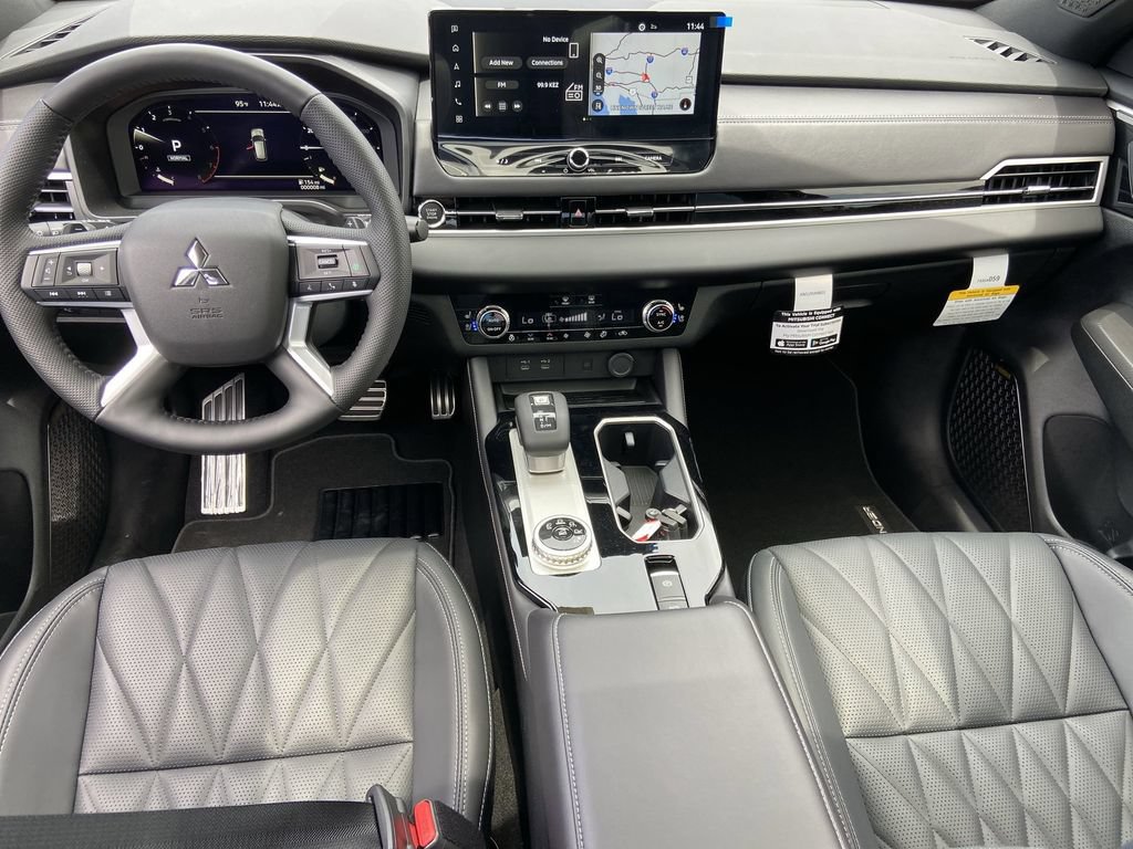 New 2026 Mitsubishi Outlander SEL Black Edition FWD image 17