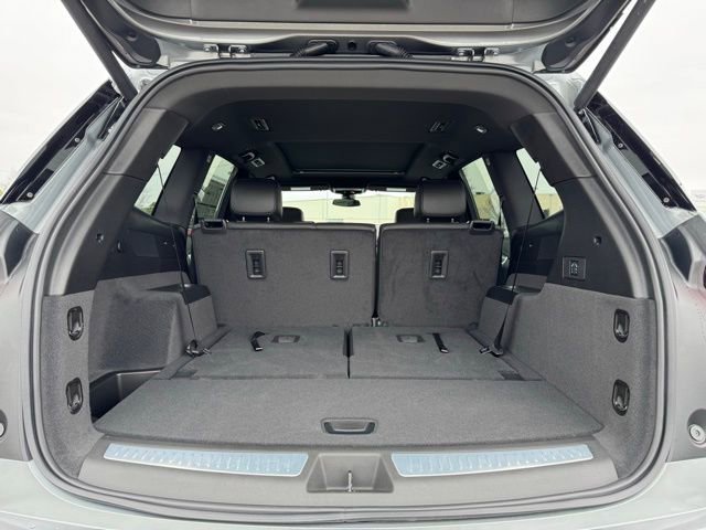 New 2025 Cadillac XT6 Luxury w/ LPO, Premium Carpet Package AWD/4WD image 38