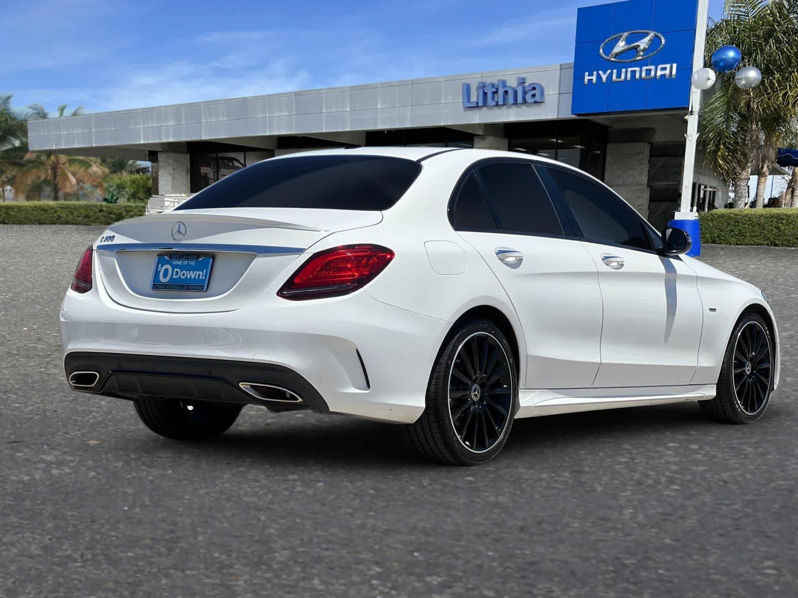 Used 2021 Mercedes-Benz C 300 Sedan image 3