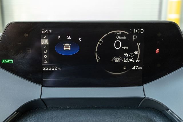 Used 2023 Toyota Prius XLE image 10