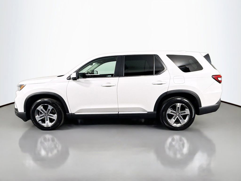Used 2023 Honda Pilot EX-L image 4