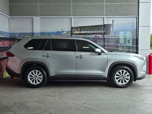Certified 2026 Toyota Grand Highlander FWD image 4
