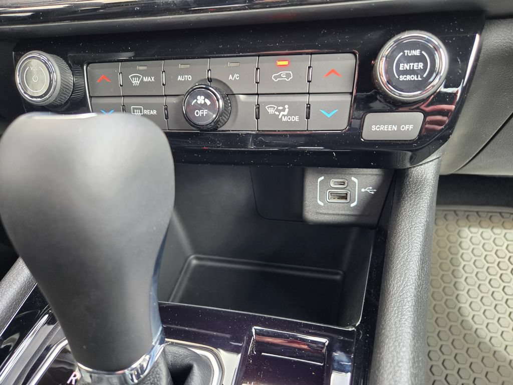 New 2026 Jeep Compass Latitude AWD/4WD image 27