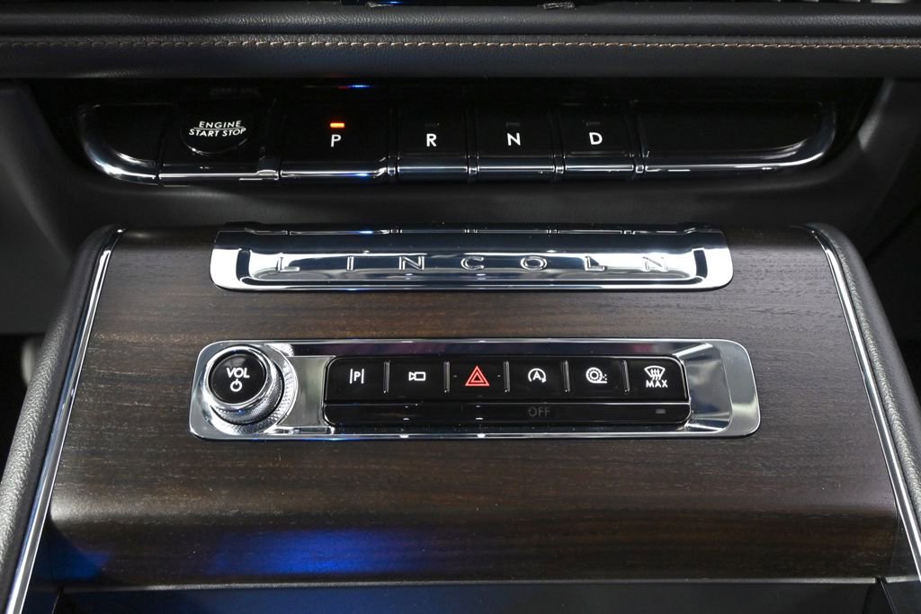 New 2026 Lincoln Aviator Reserve image 32