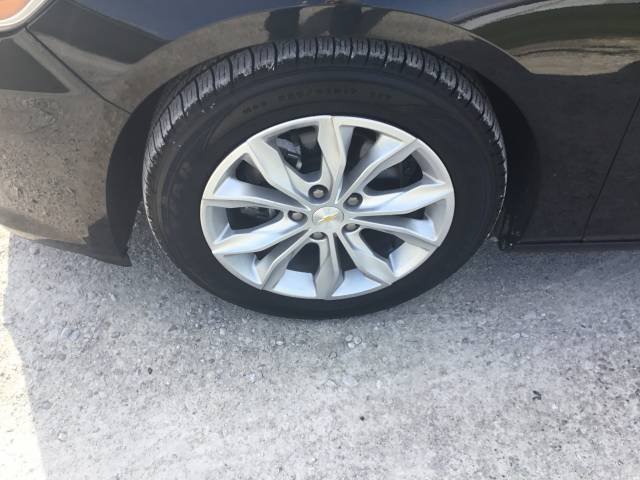 Used 2024 Chevrolet Malibu LT FWD image 9