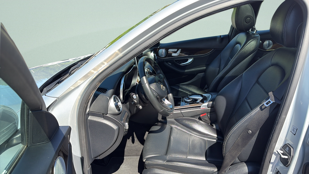 Used 2016 Mercedes-Benz C 300 4MATIC Sedan image 10