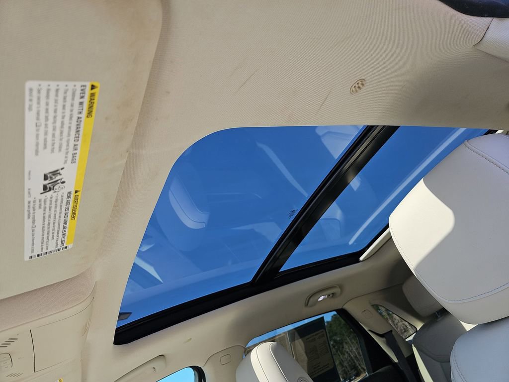 Used 2017 Cadillac XT5 Luxury w/ Driver Awareness Package image 34