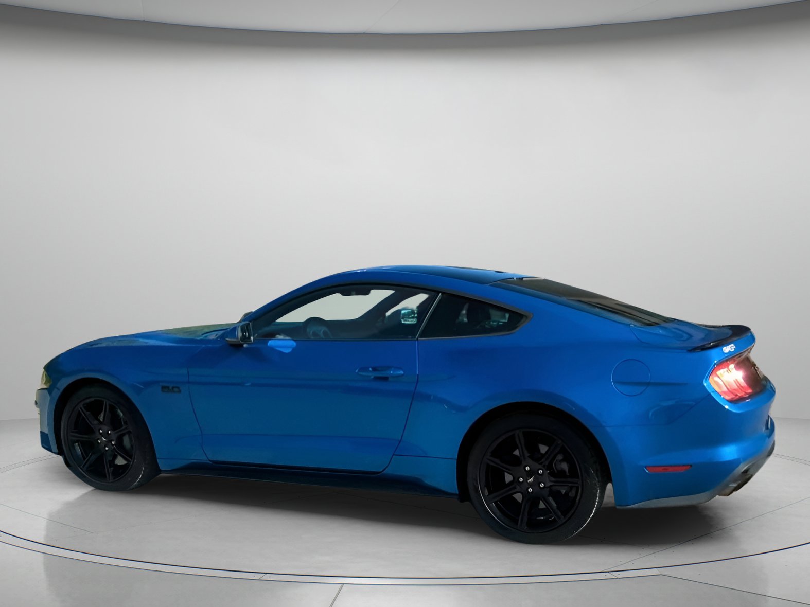 Certified 2020 Ford Mustang GT Premium w/ Equipment Group 401A RWD image 18