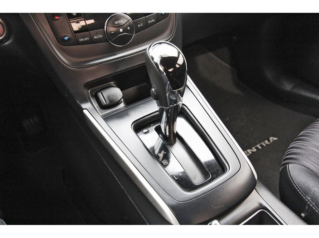 Used 2018 Nissan Sentra SV image 28