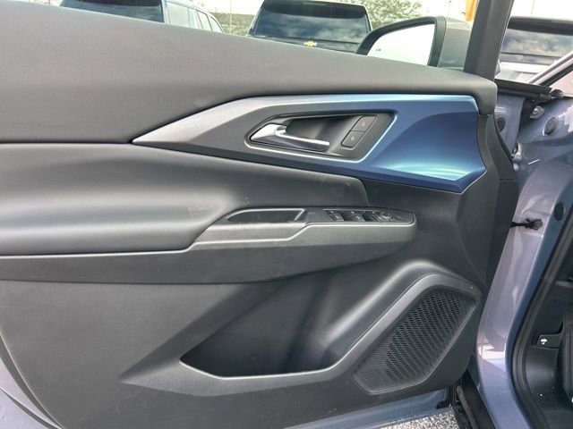 New 2026 Chevrolet Equinox EV LT image 11