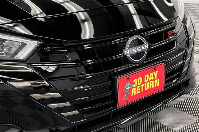 New 2025 Nissan Versa SR w/ Trunk Package image 15