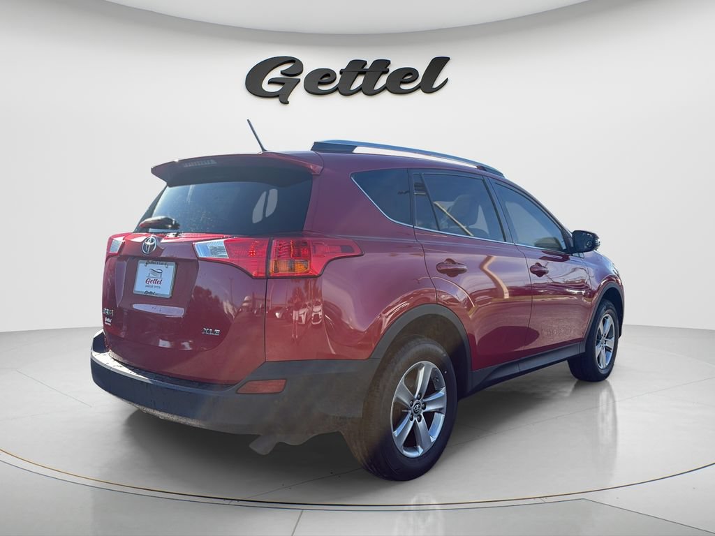 Used 2015 Toyota RAV4 XLE FWD image 5