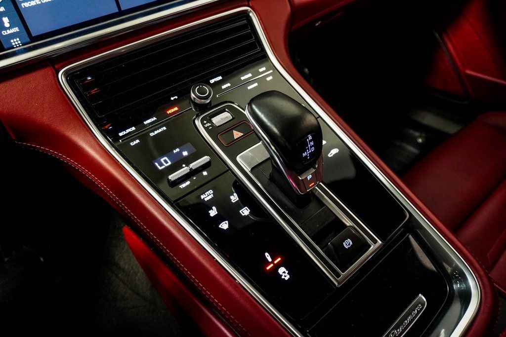 Used 2021 Porsche Panamera 4S w/ Premium Package AWD/4WD image 40