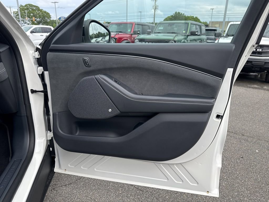 New 2025 Ford Mustang Mach-E GT image 25