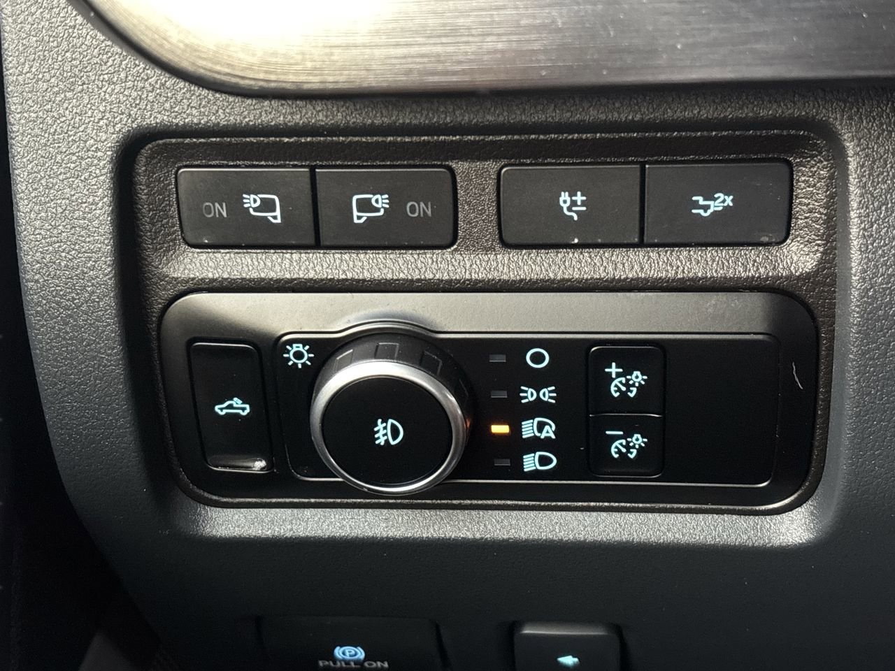 Used 2024 Ford F250 Lariat w/ Lariat Ultimate Package image 28