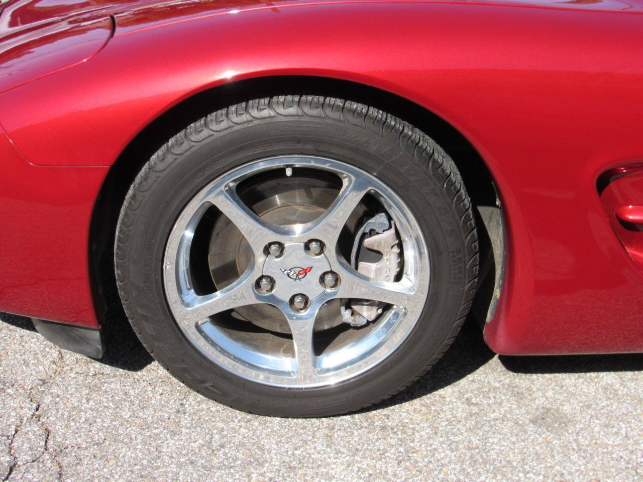Used 2004 Chevrolet Corvette Convertible w/ Preferred Equipment Group RWD image 15