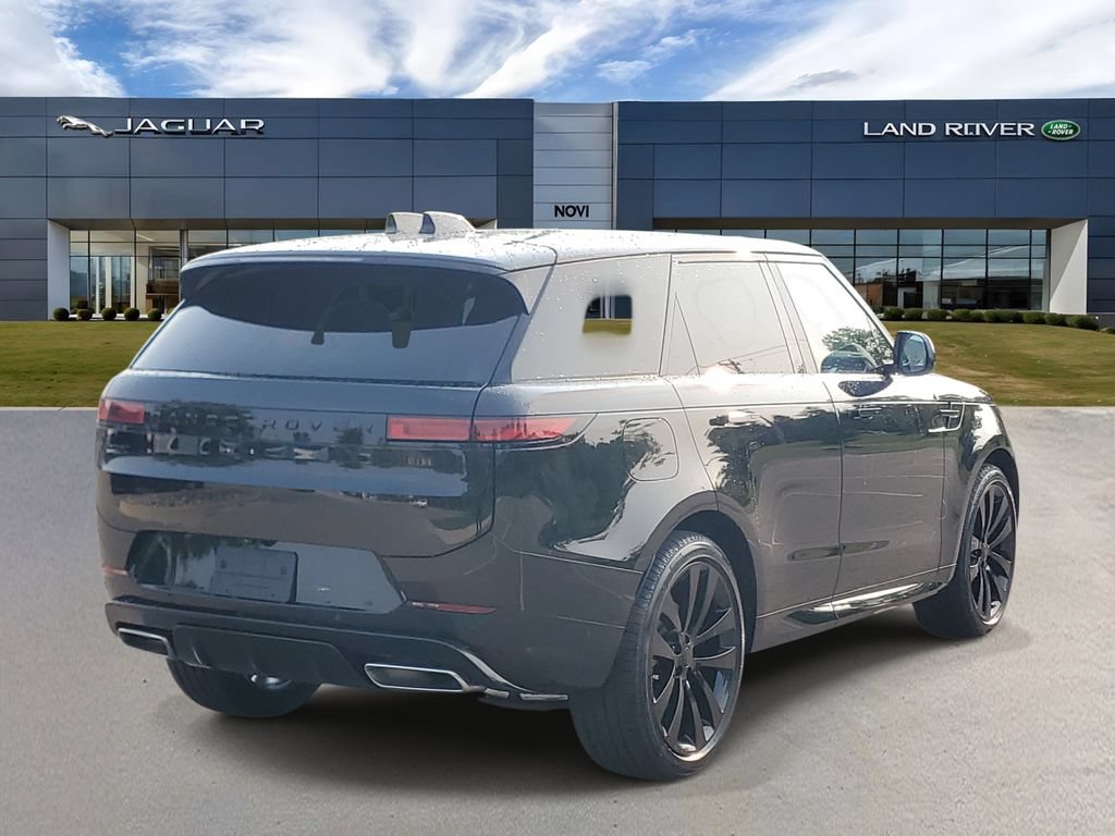 New 2026 Land Rover Range Rover Sport Dynamic SE AWD/4WD image 3