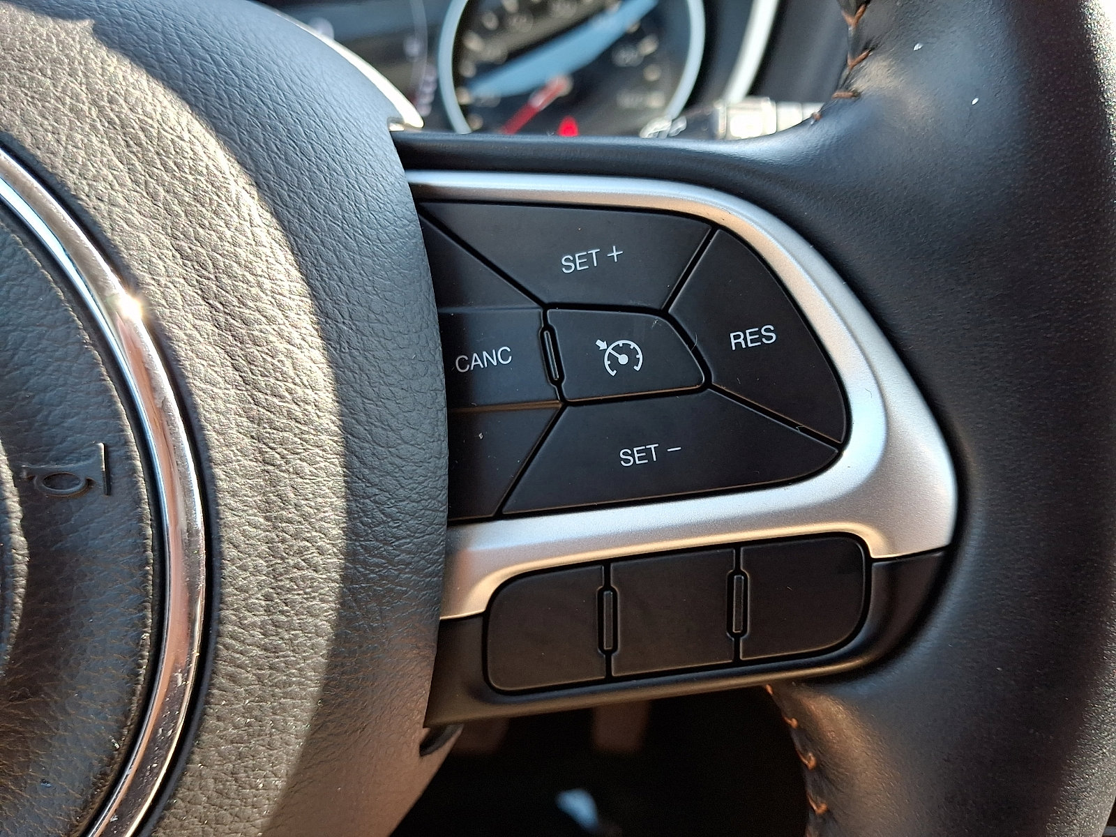 Used 2019 Jeep Compass Latitude image 20