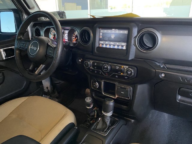 Used 2023 Jeep Wrangler Sport AWD/4WD image 12