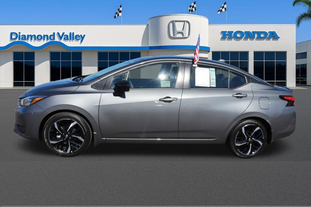 Used 2025 Nissan Versa SR w/ Trunk Package image 9