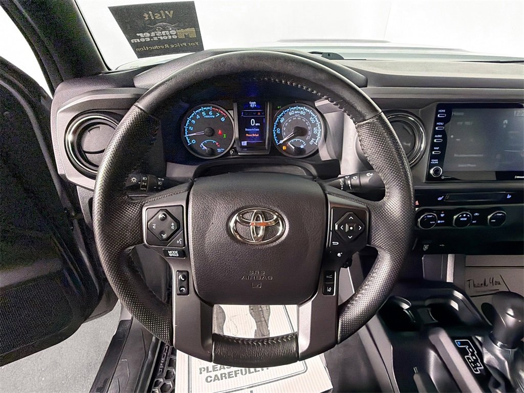 Used 2020 Toyota Tacoma TRD Sport image 11
