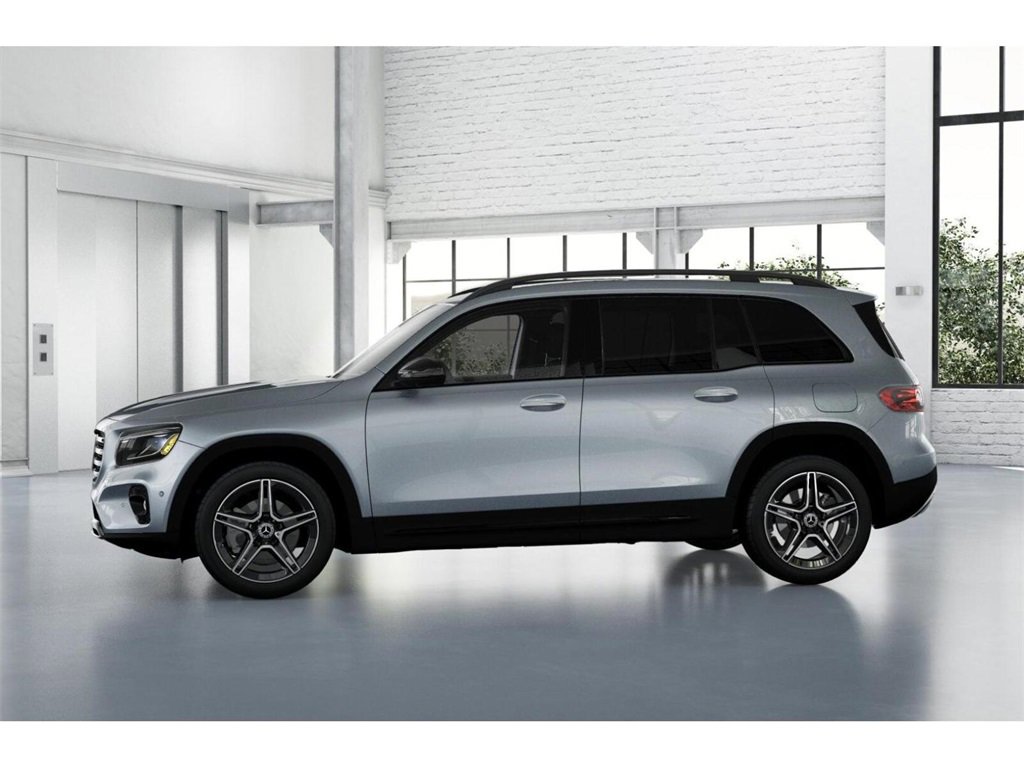 New 2025 Mercedes-Benz GLB 250 4MATIC image 35