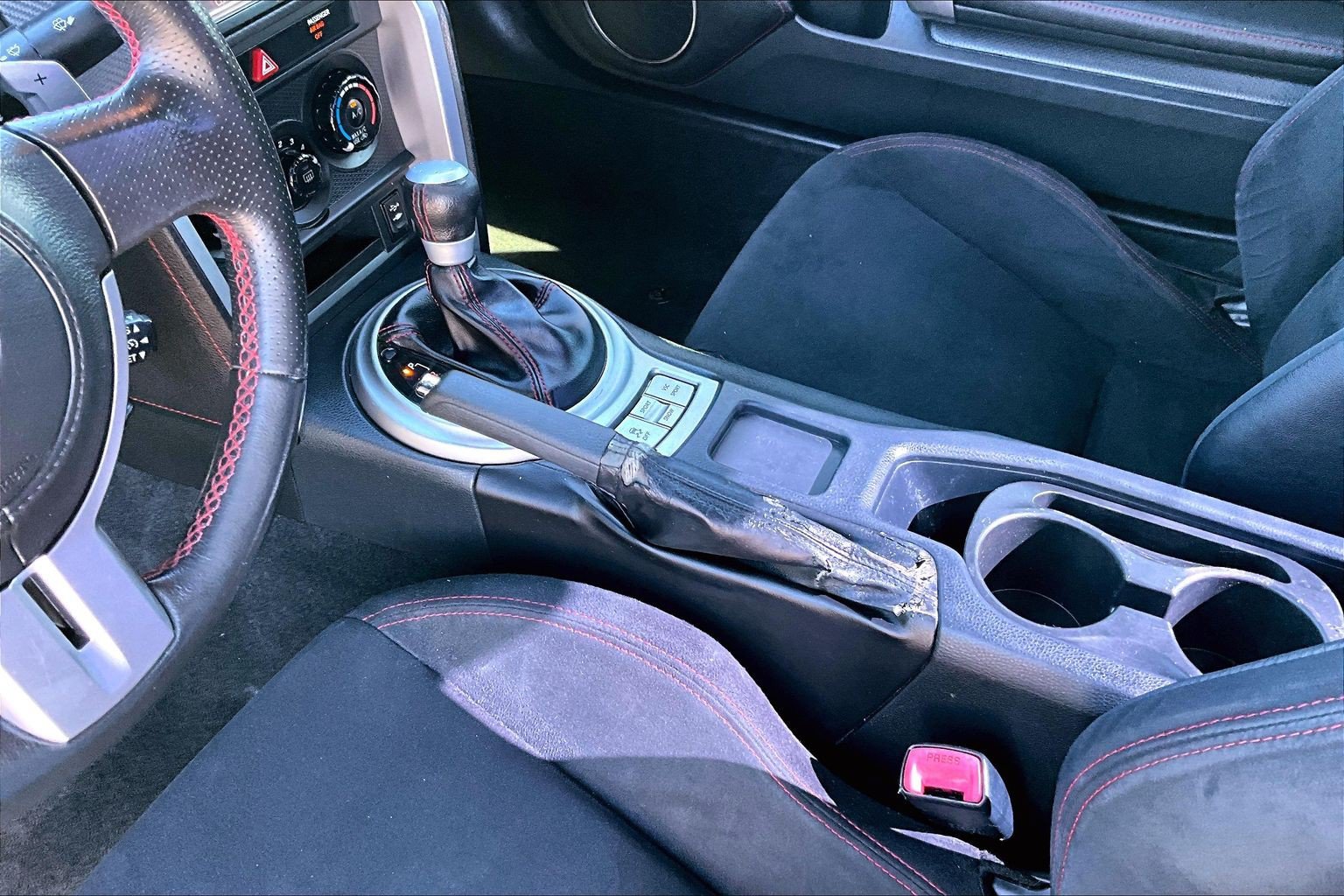 Used 2015 Scion FR-S RWD image 13