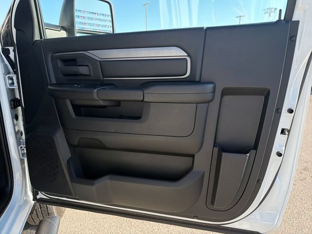 New 2026 RAM 2500 Tradesman AWD/4WD image 15