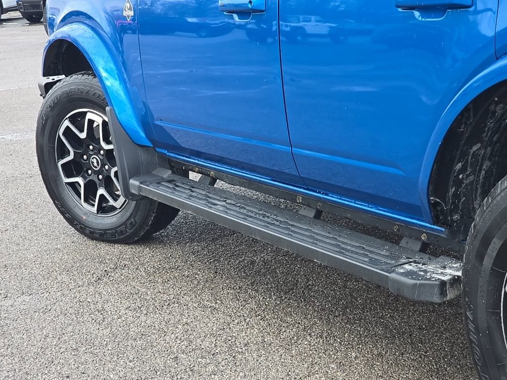 Used 2022 Ford Bronco Outer Banks image 12