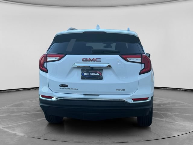 Used 2024 GMC Terrain SLT AWD/4WD image 4