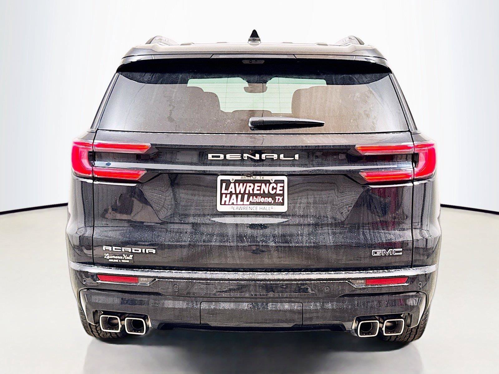 New 2026 GMC Acadia Denali Ultimate FWD image 4
