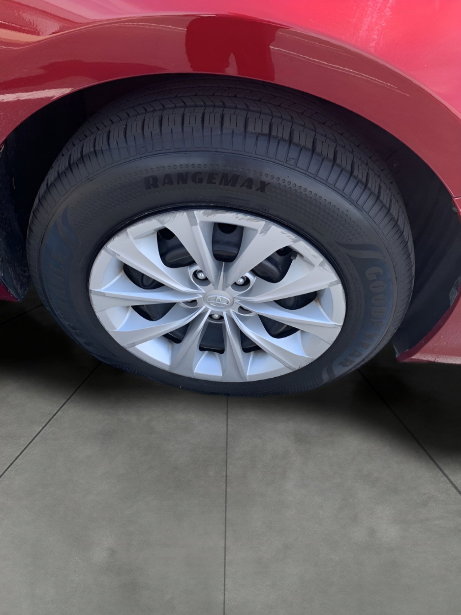 Used 2017 Toyota Camry LE FWD image 23