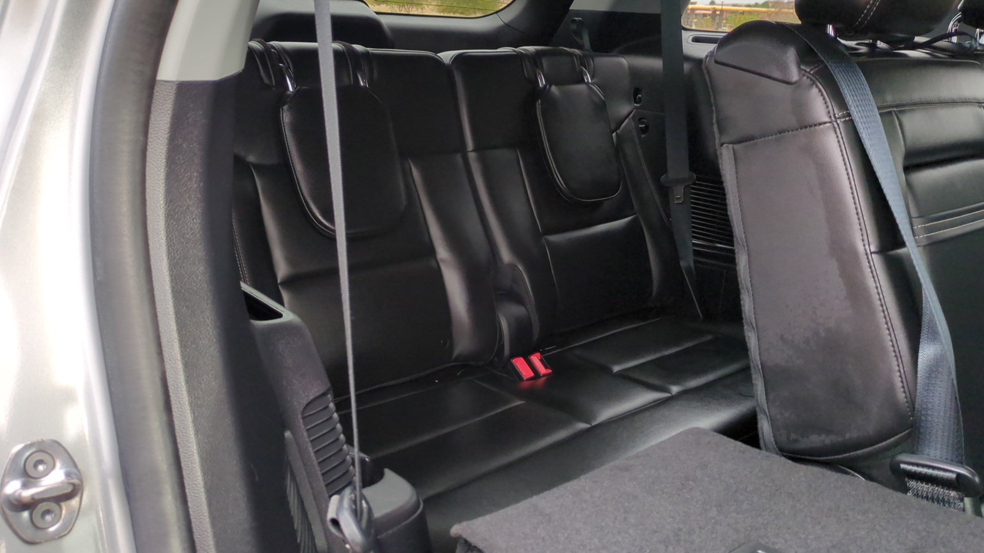 Used 2022 Ford Explorer XLT w/ Equipment Group 202A image 33