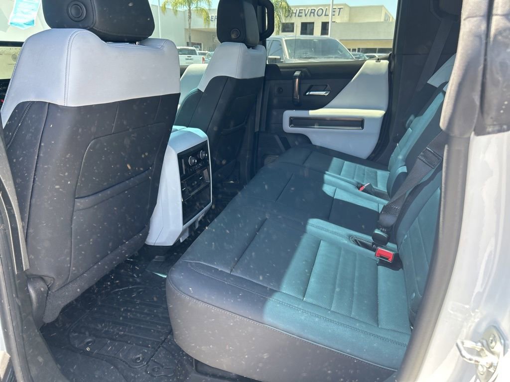 Used 2024 GMC Hummer EV 2X w/ LPO, Roof Cross Rail Package AWD/4WD image 10