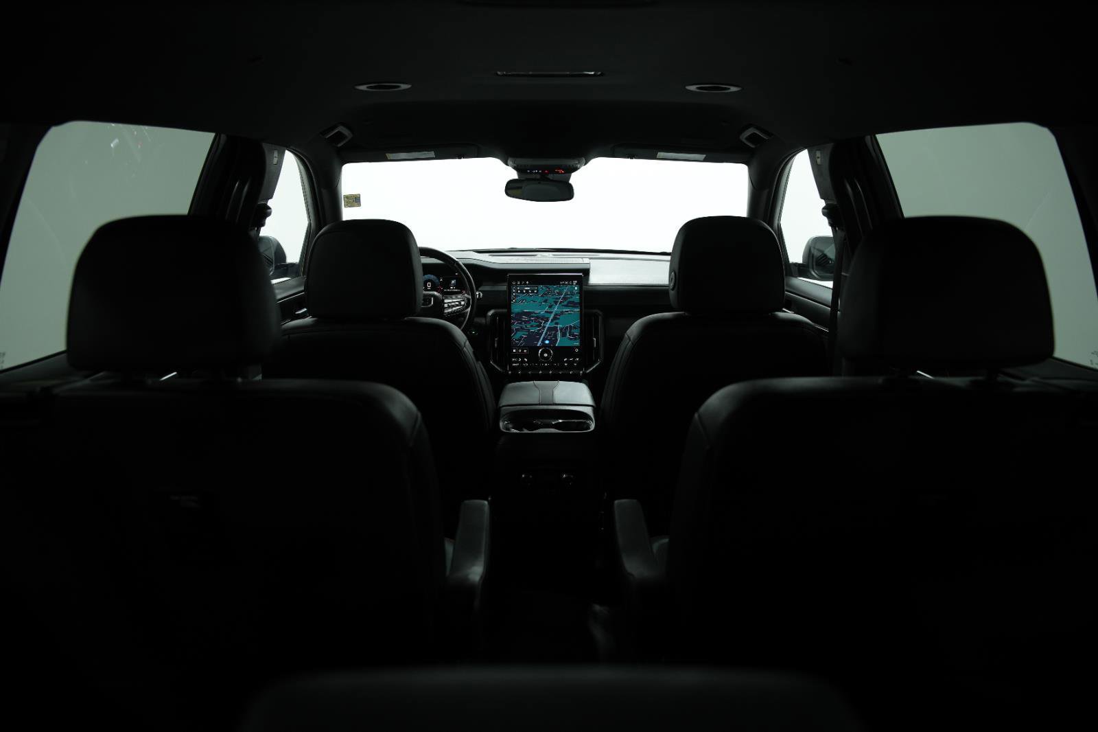 Used 2025 GMC Acadia AT4 image 15