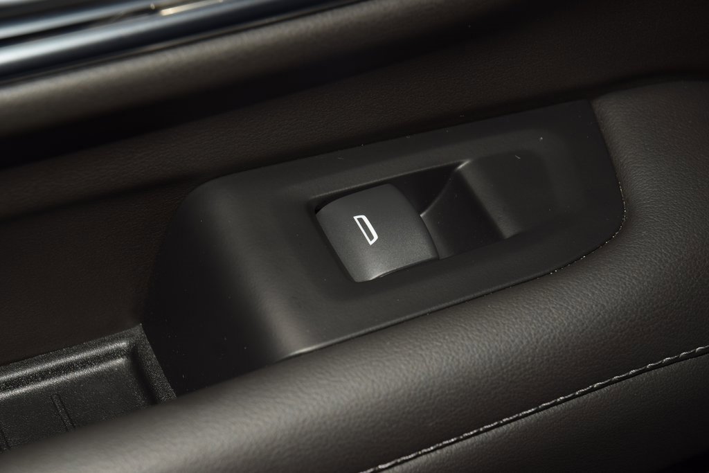 Used 2023 Chevrolet Tahoe Z71 w/ Z71 Off-Road Package image 48