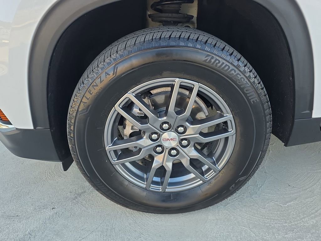 Used 2025 GMC Acadia Elevation image 34