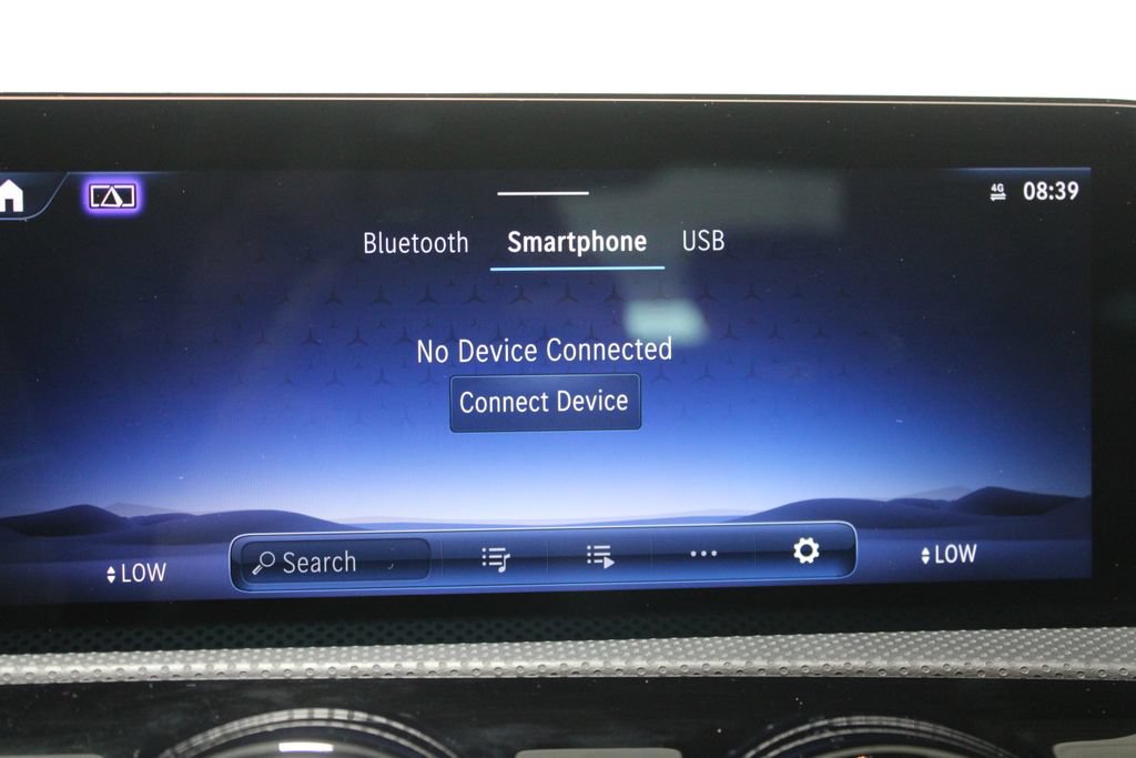 Used 2025 Mercedes-Benz CLA 250 image 43