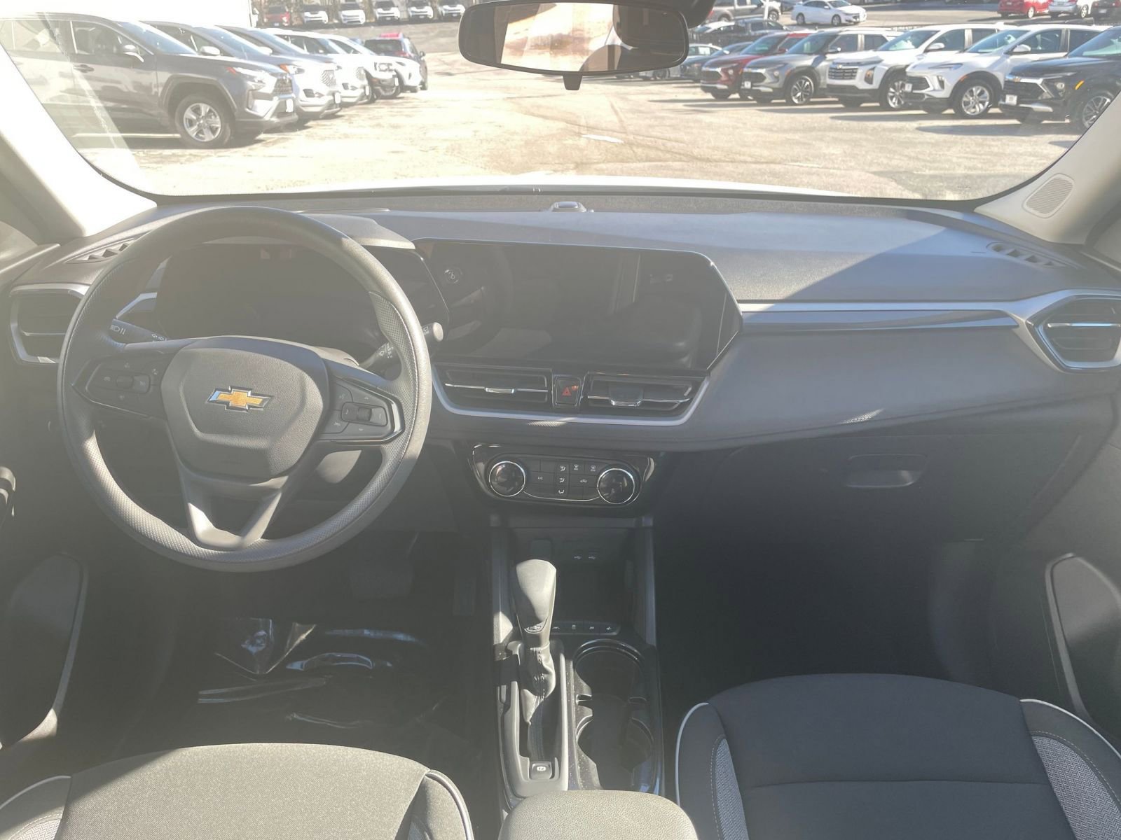 Used 2025 Chevrolet TrailBlazer LT image 31