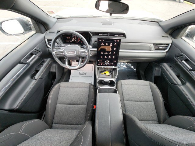 Used 2025 GMC Terrain Elevation image 26