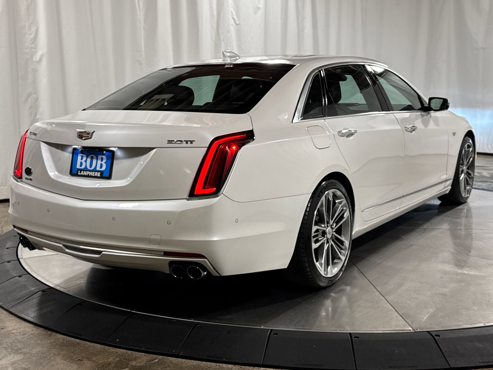 Used 2018 Cadillac CT6 Platinum AWD/4WD image 10