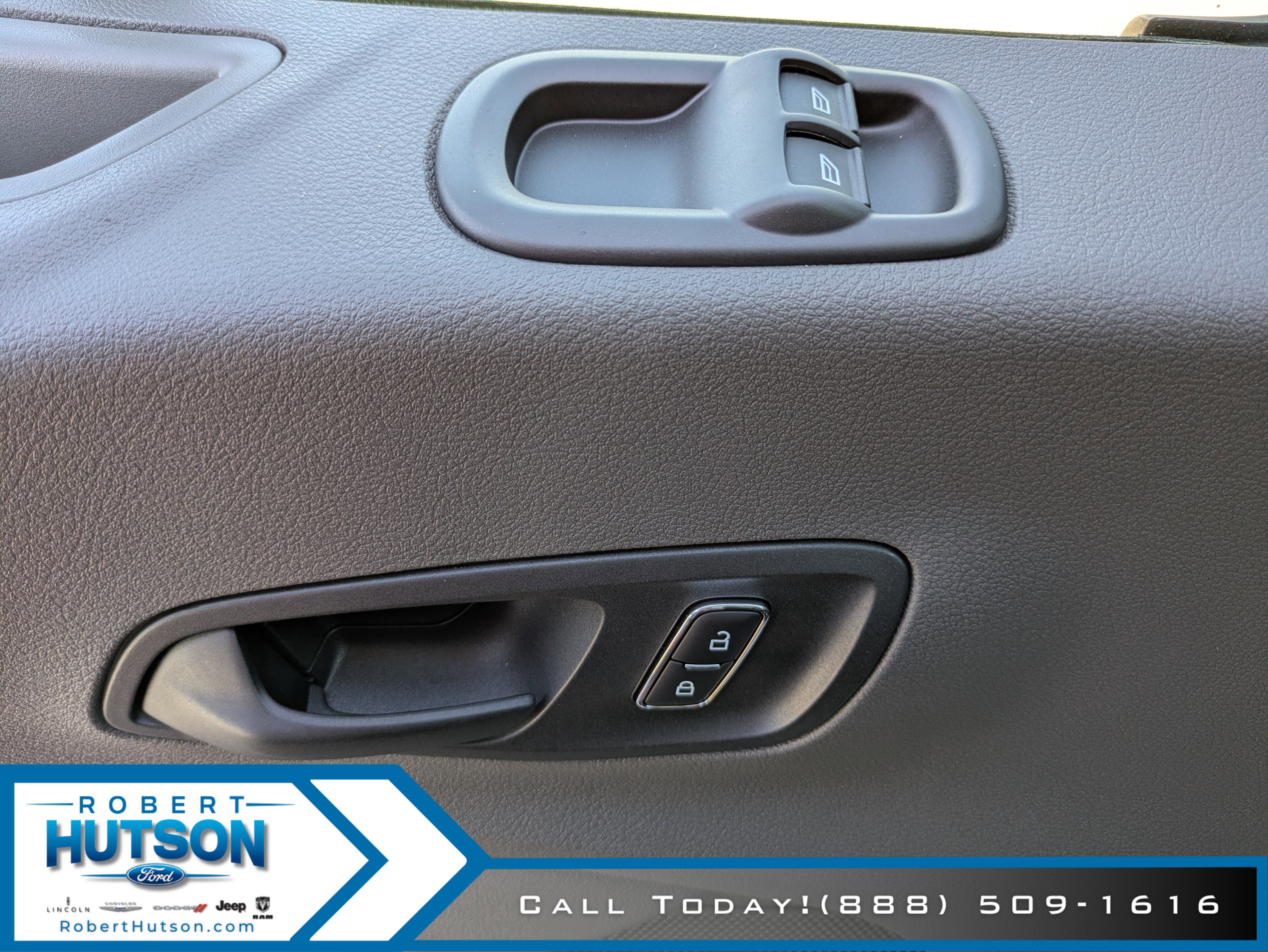 New 2025 Ford Transit 350 XLT RWD image 15