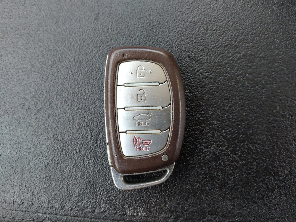 Used 2017 Hyundai Sonata Limited image 32