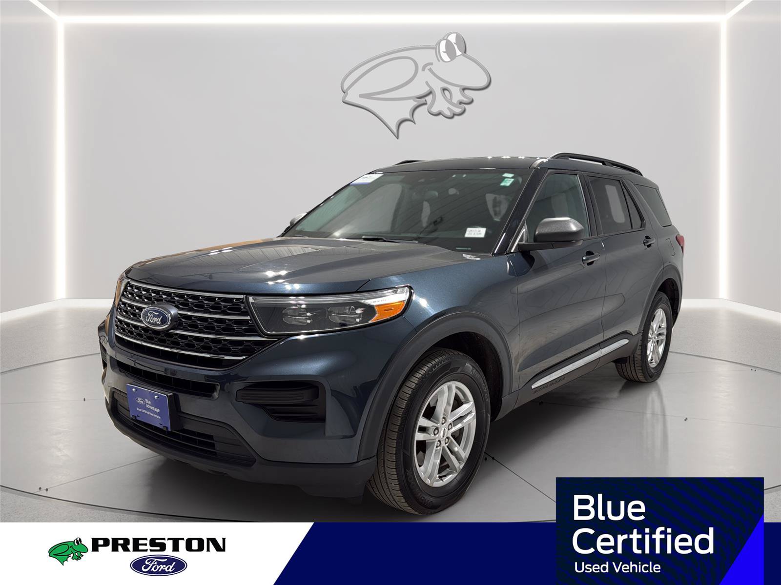 Certified 2023 Ford Explorer XLT AWD/4WD image 1