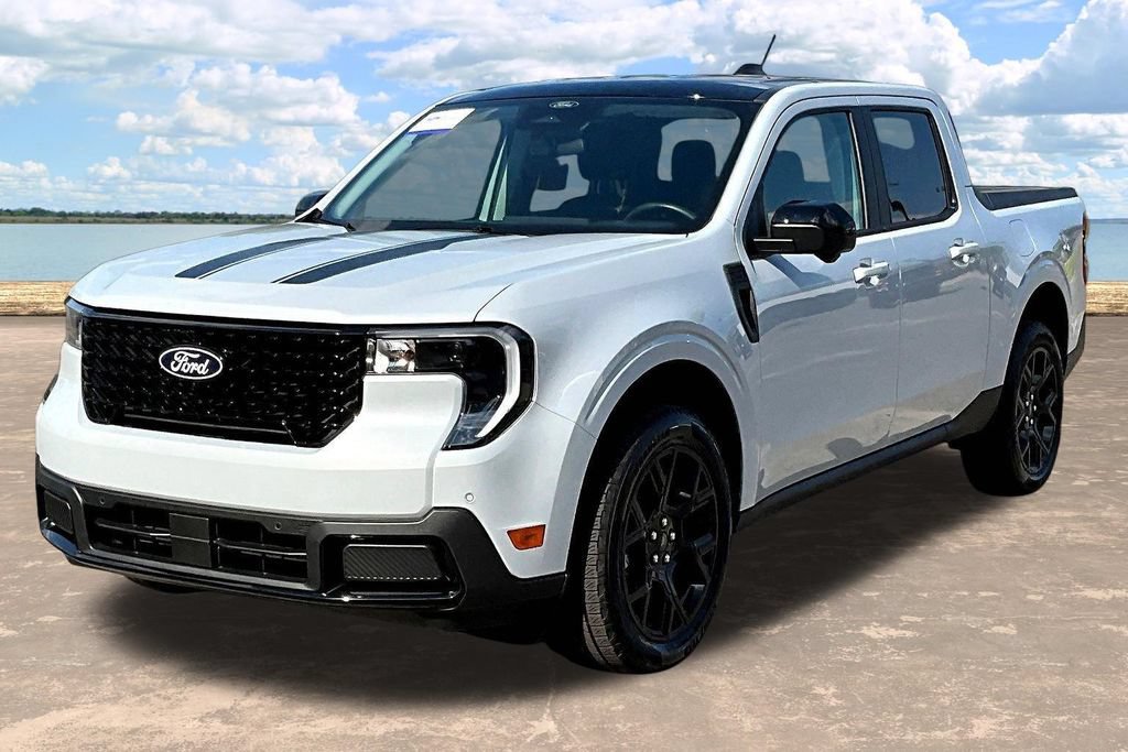 Certified 2026 Ford Maverick Lariat w/ Black Appearance Package AWD/4WD image 4